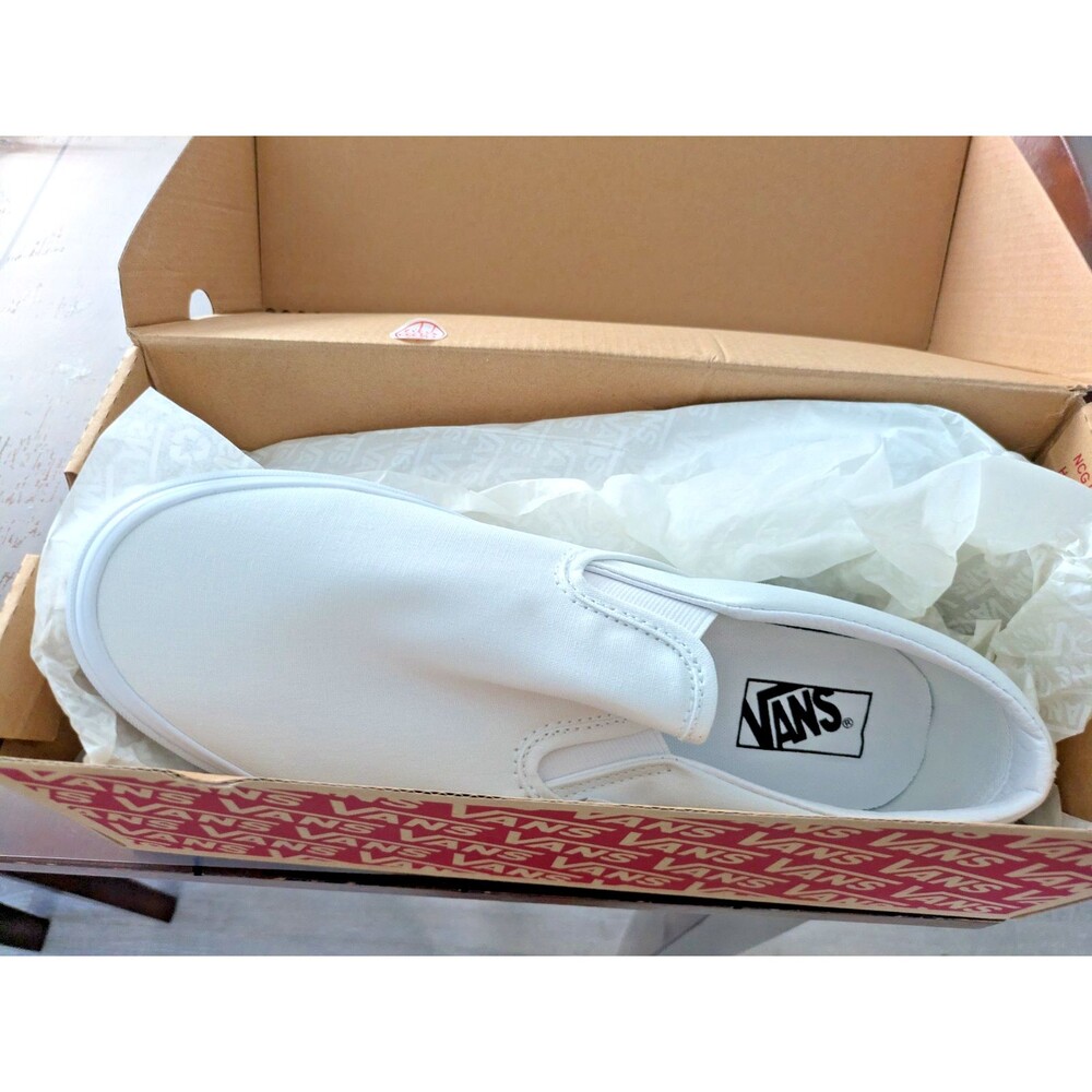 NIB Vans Classic Slip-On True White Canvas Shoes Men's 10.5 / Women's 12.0 - Picture 7 of 13